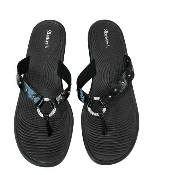 Skechers Cali Sandals Womens Black 9 Thong Shoe Flip Flop Studs Wedge Dressy - Picture 3 of 6
